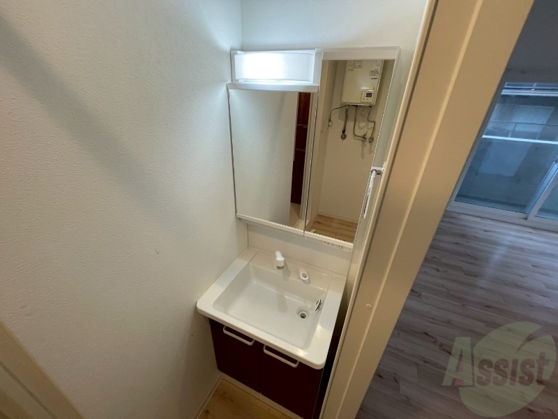 洗面設備　シャンプードレッサーで身支度もラクラクです！