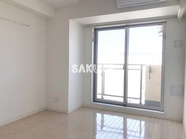 居室・リビング　開放感のあるゆったりとしたお部屋です♪