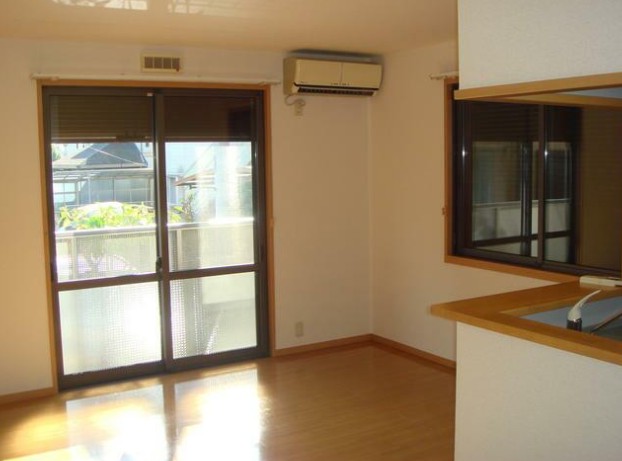 居室・リビング　※別棟の写真です