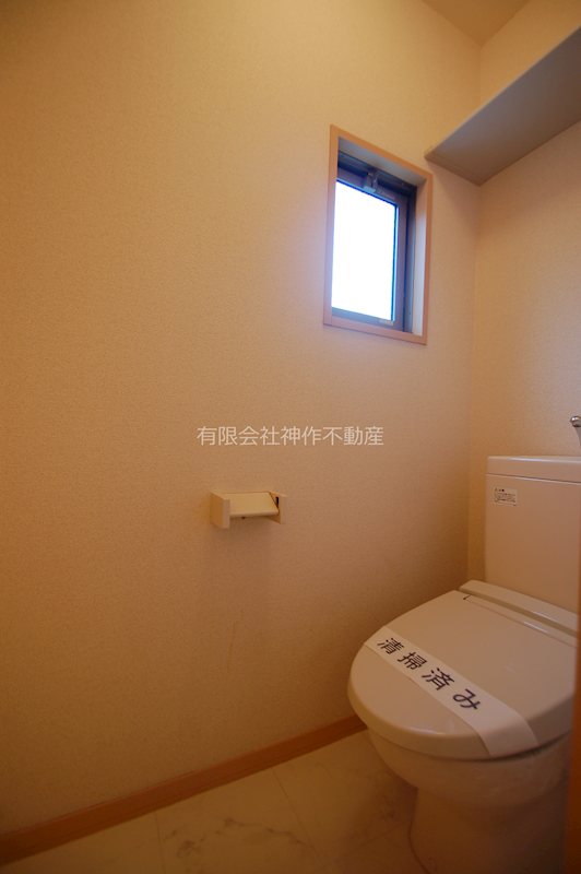 トイレ　※同一間取り(103号室）となります