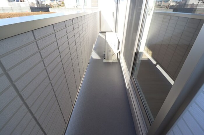 バルコニー　テラス