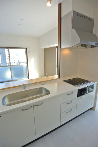 キッチン　※他室写真～現況優先※