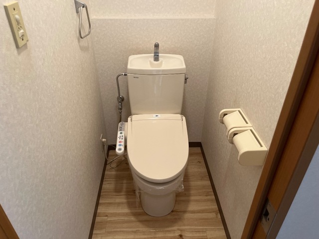 トイレ　シャワー付トイレ
