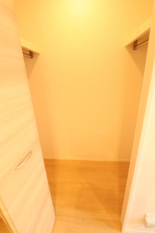 収納　洋室10.1帖にあるクローゼット