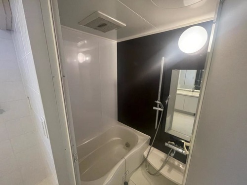 バス・シャワールーム　バスルーム　※同タイプの部屋のお写真です