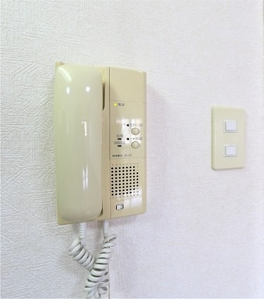 セキュリティ　誰か来ても安心ですね。