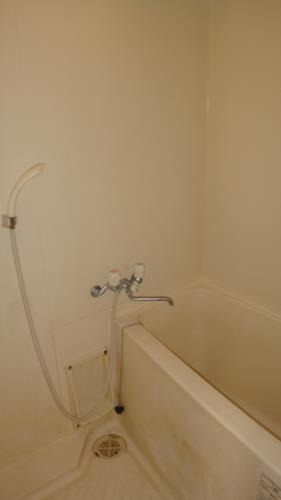 バス・シャワールーム　一日の疲れを癒しましょう。