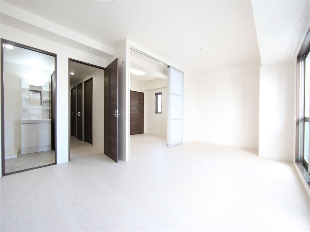 居室・リビング　ＬＤＫ16.1帖　洋室6帖　つなげても仕切っても使えます