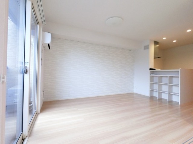 居室・リビング　リビング（全室照明器具付き）