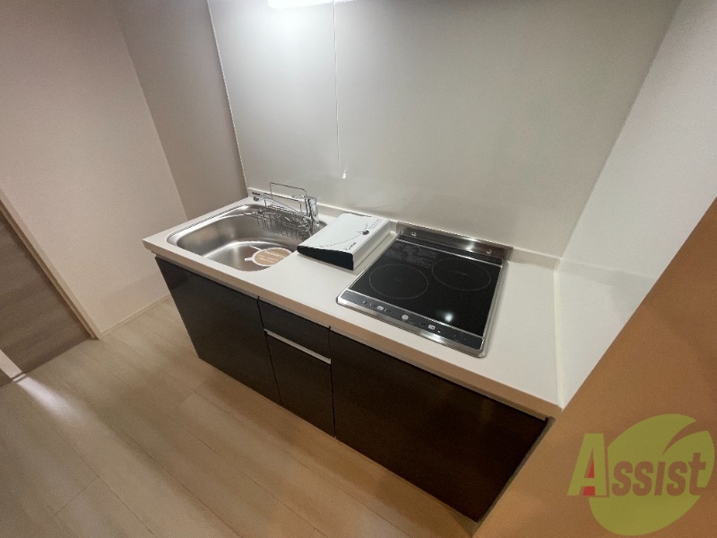 キッチン　キッチンは広々しているので、調理がはかどりそうですね。