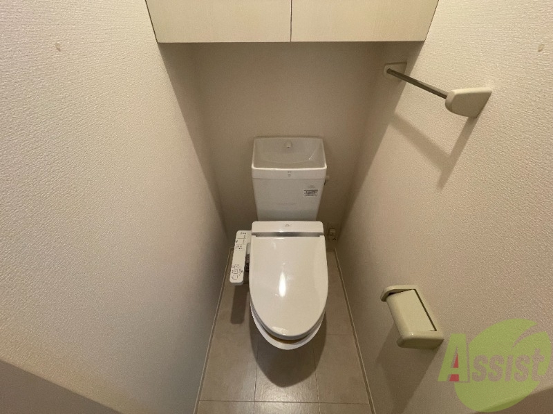 トイレ　トイレはウォシュレット付きです。シャワートイレは嬉しいですね