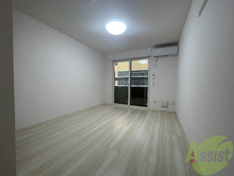 その他部屋・スペース　寝室とリビングは共同になります。家具の配置等お考え下さい。