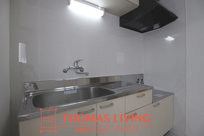 キッチン　実際のお写真を準備中のため別タイプのお写真をご参照ください。