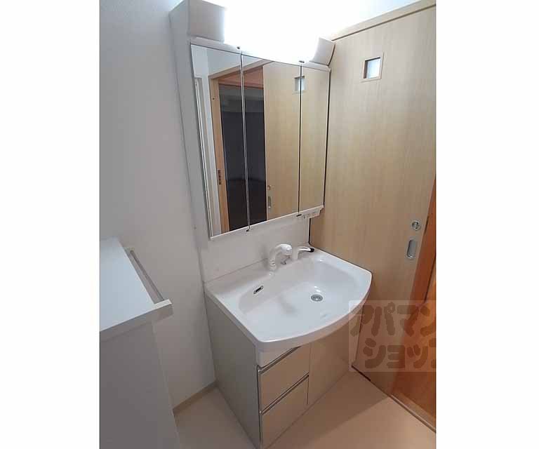 洗面設備　洗面所