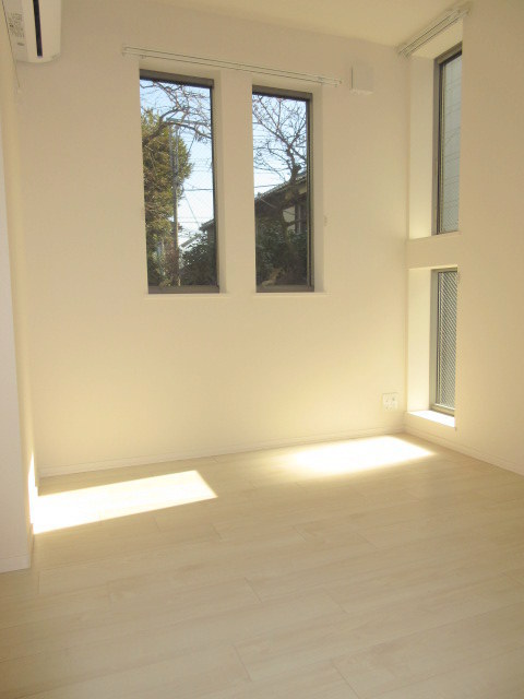 その他部屋・スペース　★明るいフローリングのお部屋です★