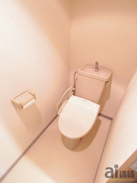 トイレ　～同仕様写真～