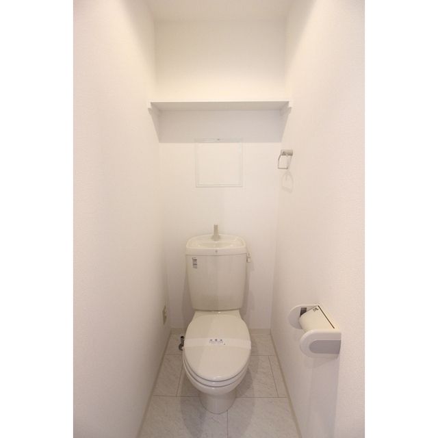 トイレ　板橋区大山金井町　エコーハイツ登坂