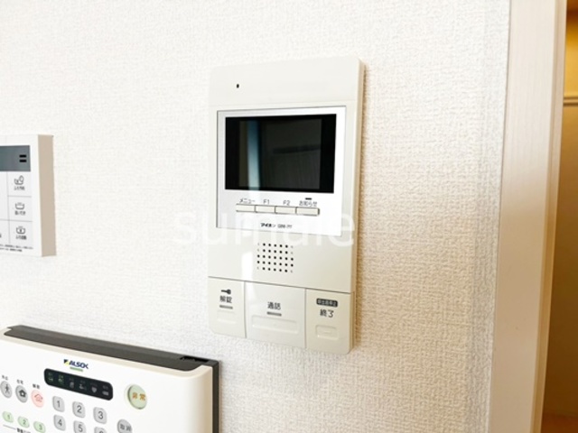 セキュリティ　モニター付きインターホンです☆