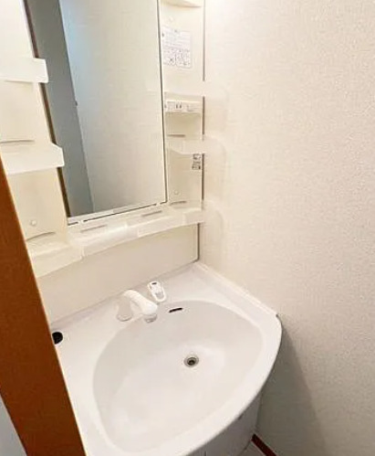 洗面設備　別部屋の画像を使用しております。
