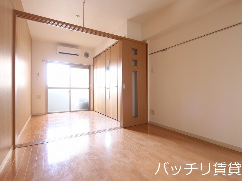 居室・リビング　写真は同シリーズタイプの為、現状優先になります。