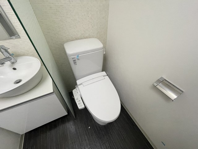 トイレ　落ち着いたトイレです