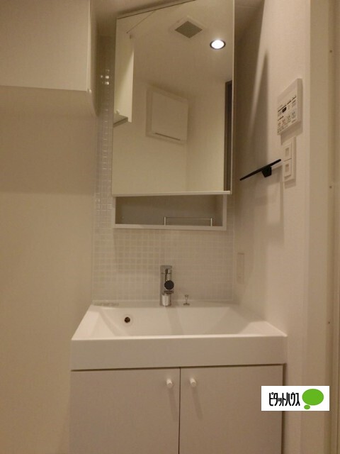 洗面設備　独立洗面台