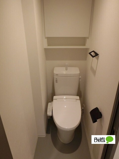 トイレ　温水洗浄便座です！