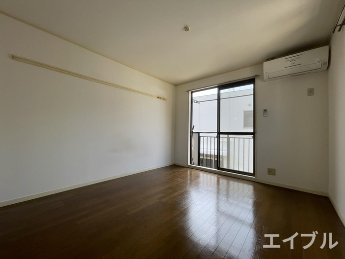 居室・リビング　※別のお部屋の写真になります。