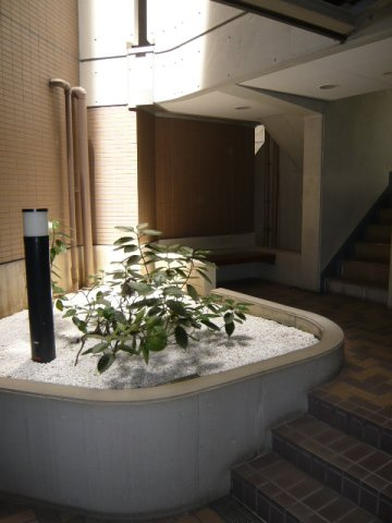 エントランス　■エントランス