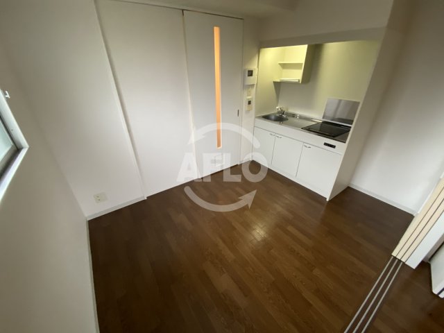 居室・リビング　ウィステリア西梅田　ダイニングスペース