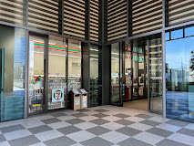 コンビニ　セブンイレブン AIM太陽生命日本橋ビル店（コンビニ）まで644m