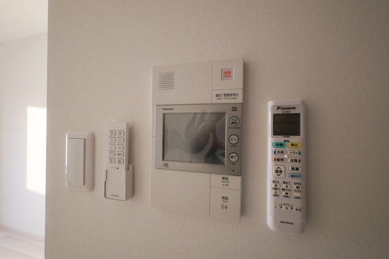 セキュリティ　※別部屋の写真です