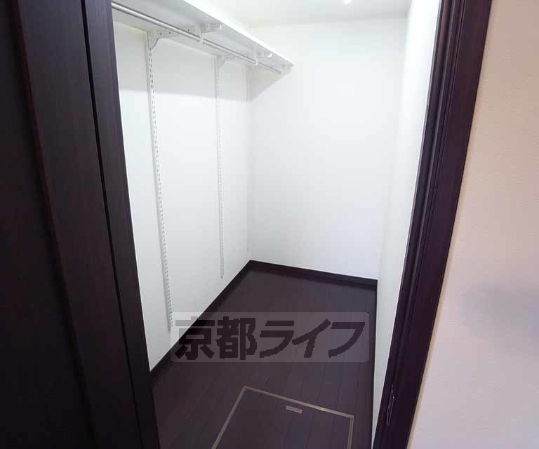 収納　ウォークインクロゼットあり・棚移動できます・