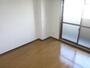 居室・リビング　明るい洋室です。
