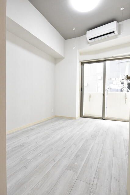 居室・リビング　※別部屋参考写真