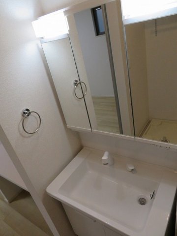 洗面設備　【カルヴァドス　Ｂ】洗面所です