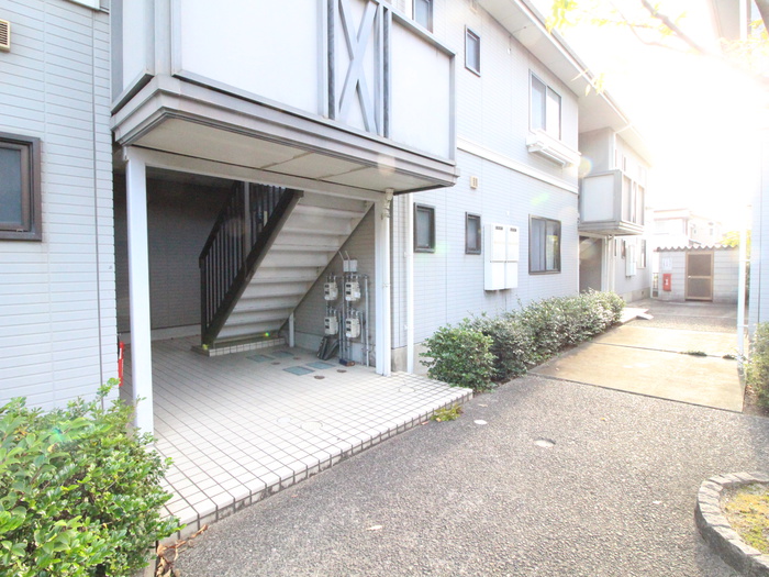 エントランス　※別間取りのお写真になります。
