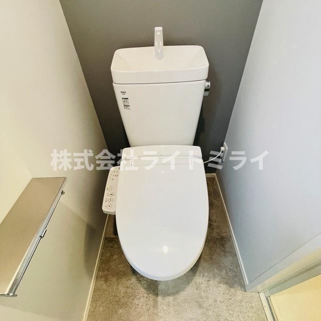 トイレ　トイレ?