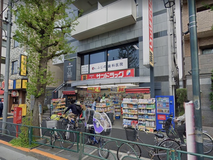 ドラックストア　サンドラッグ新高円寺店（ドラッグストア）まで400m