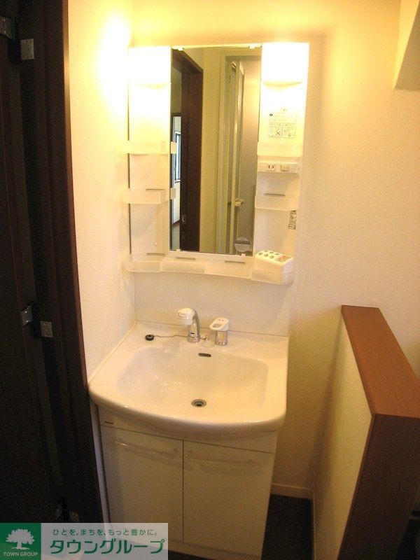 洗面設備　※写真は他部屋使用しています