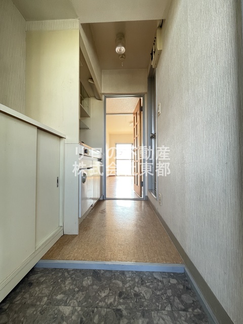 玄関　玄関から見たお部屋です♪