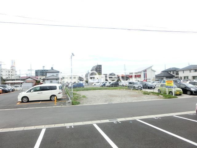 眺望　目の前が駐車場で圧迫感ありませんよ！
