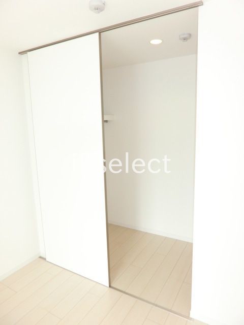 収納　ウォークインクローゼット付きでお荷物多い方も安心！