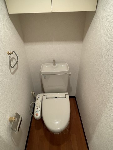 トイレ　清潔感のあるトイレです