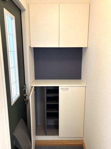 玄関　シューズボックス