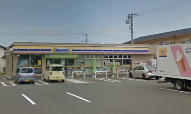 コンビニ　ミニストップ沼津根古屋店（コンビニ）まで184m