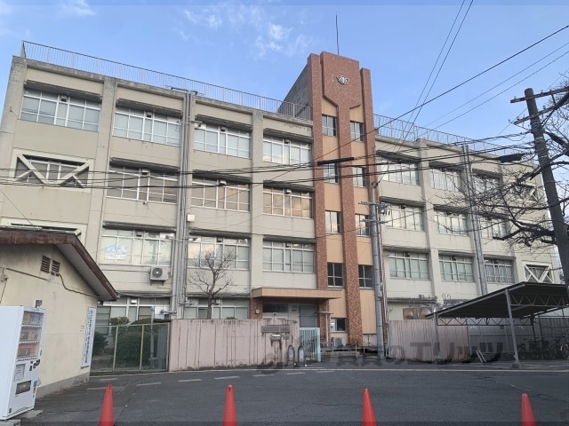 役所　門真市役所（役所）まで1900m