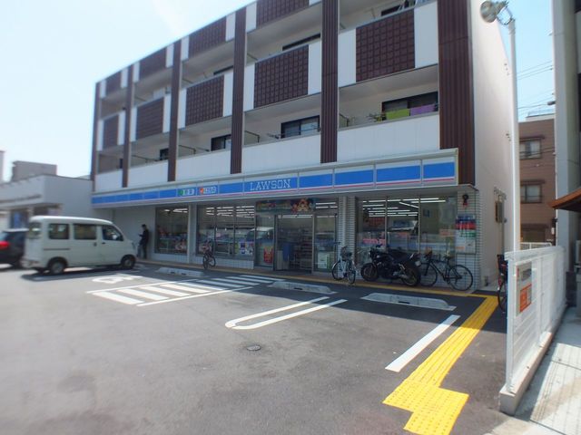コンビニ　ローソン玉川三丁目店（コンビニ）まで105m