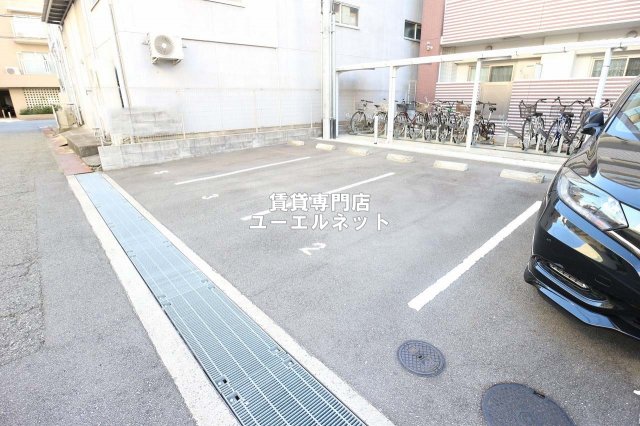 駐車場　敷地内駐車場あり◎