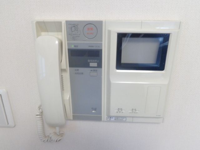 セキュリティ　モニター付きインターホン